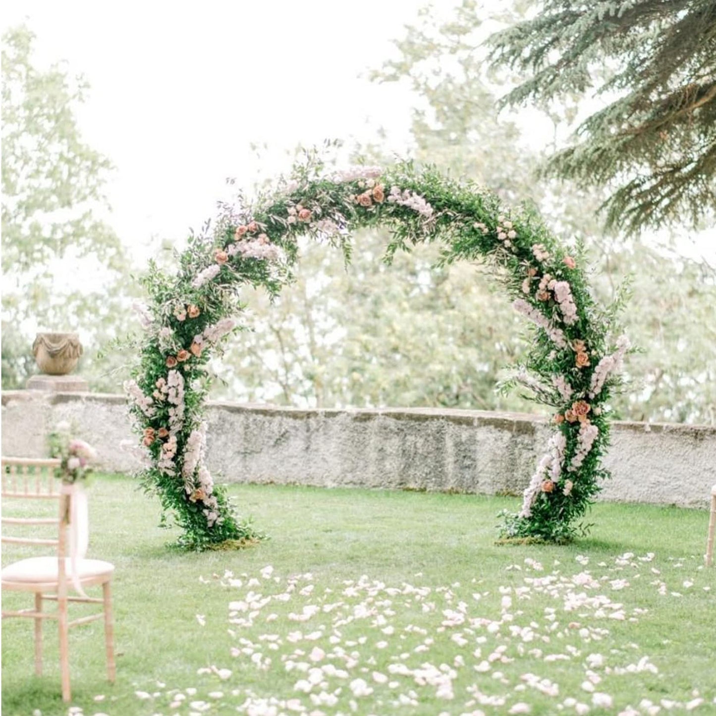 Large White Metal Circular Wedding Arch – 240x200cm Heavy Duty Round Backdrop Frame for Balloons, Flowers & Event Decorations