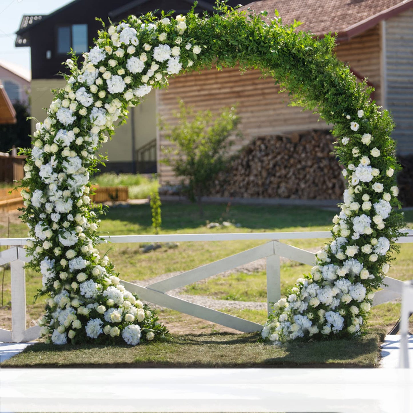Large White Metal Circular Wedding Arch – 240x200cm Heavy Duty Round Backdrop Frame for Balloons, Flowers & Event Decorations