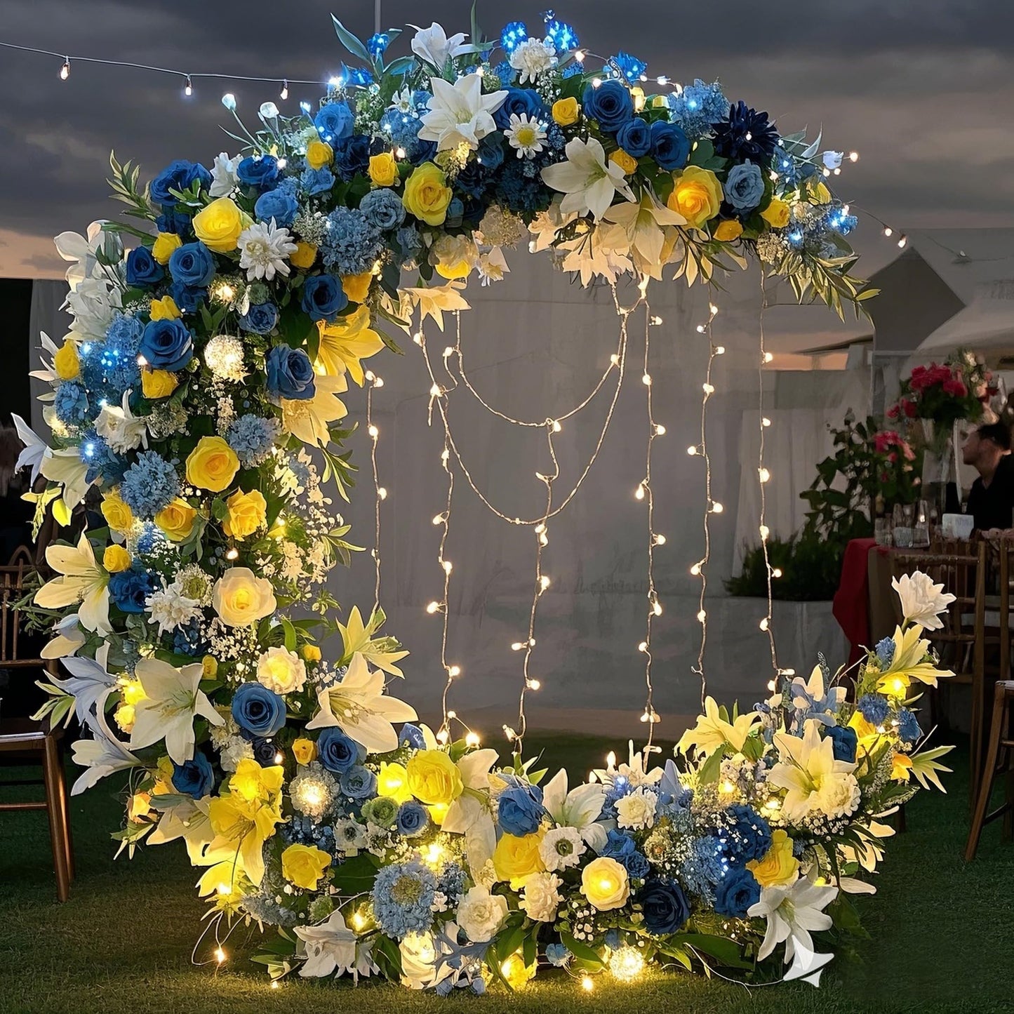 6.6FT Curved Moon Balloon Arch Stand – Gold Metal Wedding Backdrop Frame with Rectangular Base, Perfect for Weddings, Baby Showers & Parties