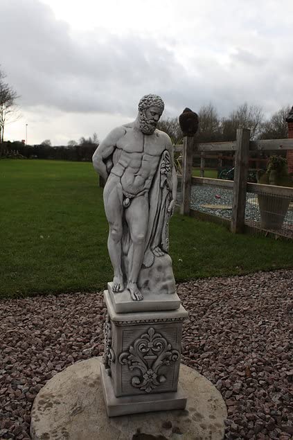 Ancient Greek-Style Concrete Male Sculpture – Handmade Stone Statue Garden & Home Ornament (Grey)