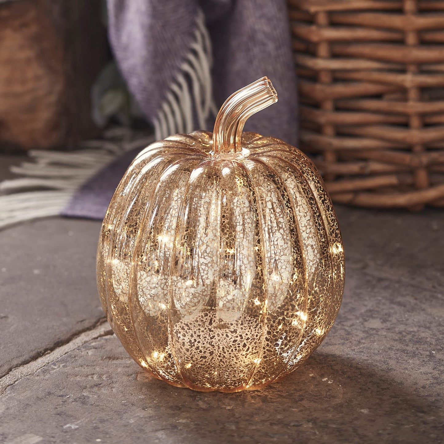 Set of 5 Light Up LED Pumpkins – Battery Operated Autumn & Halloween Decorations with Timer, Indoor Use (Gold & Glass Finish)